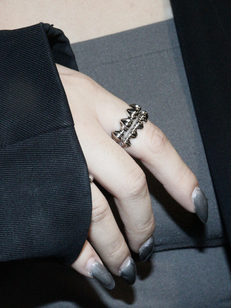 L- Heart ring