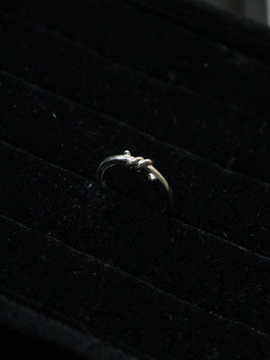 Small twist ring