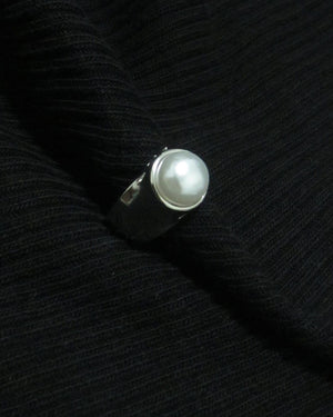 Pearl Bold Ring