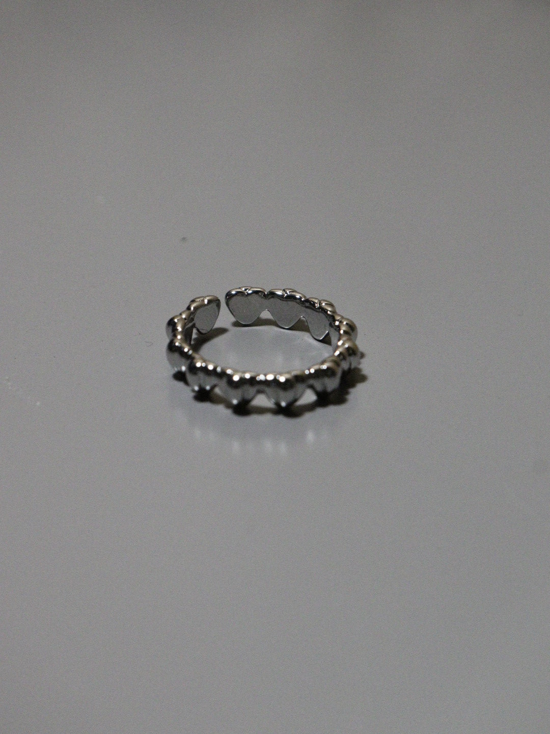 S- heart ring