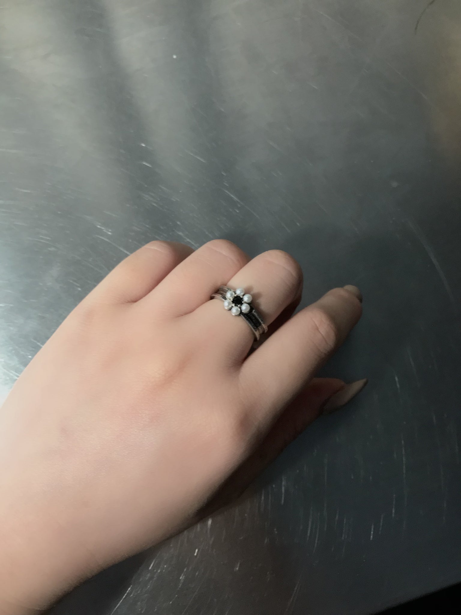 Pearl Flower ring ( on square & pearl flower)