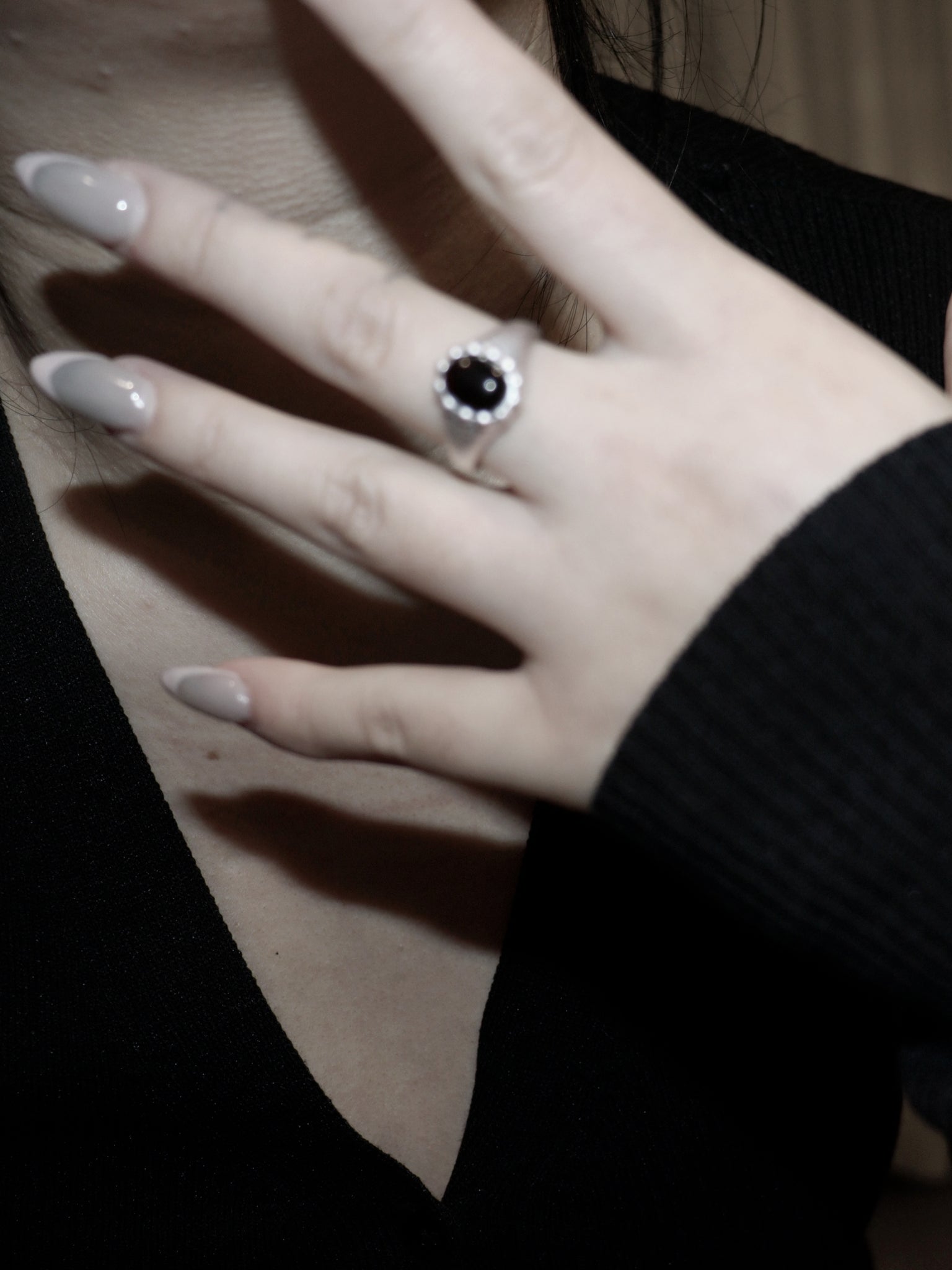 Matt - black stone flower ring