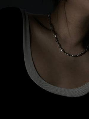 Twist Twist Ball n Line Necklace