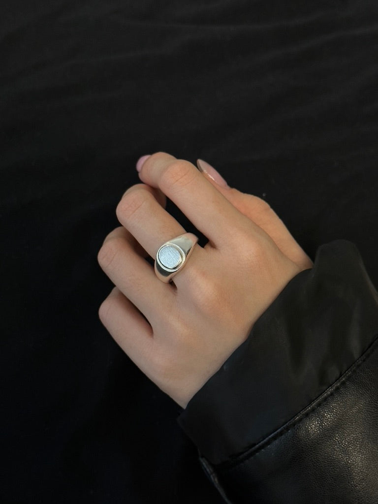 Basic Raw Oval Ring