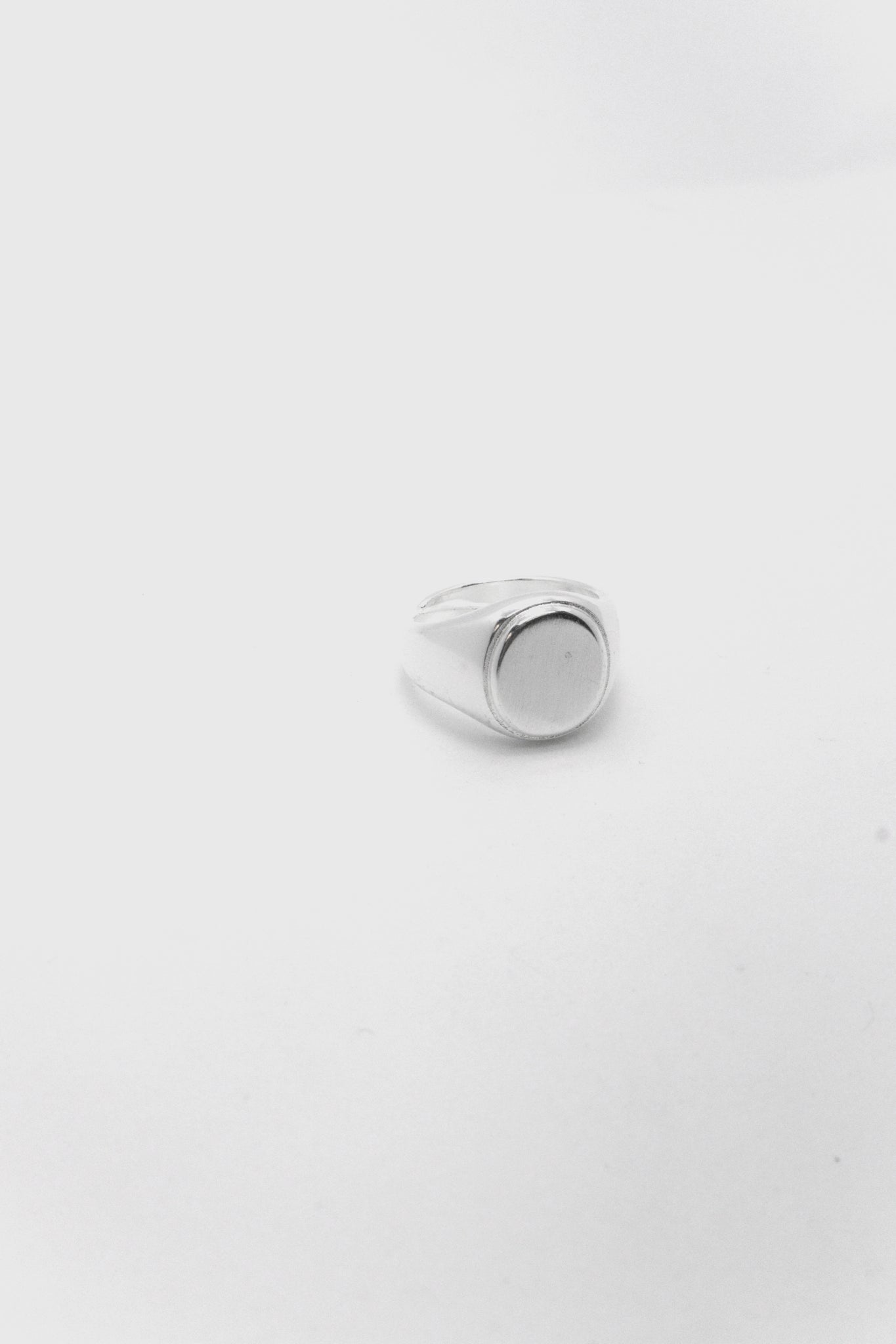 Basic Raw Oval Ring