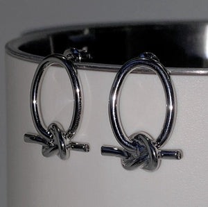 Bow on circle Earring