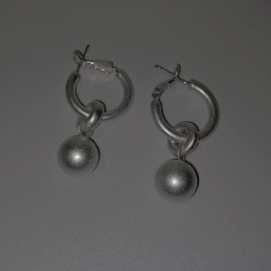 Dazzle ball Earring