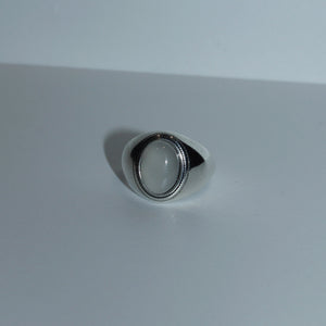 White jade Oval Ring