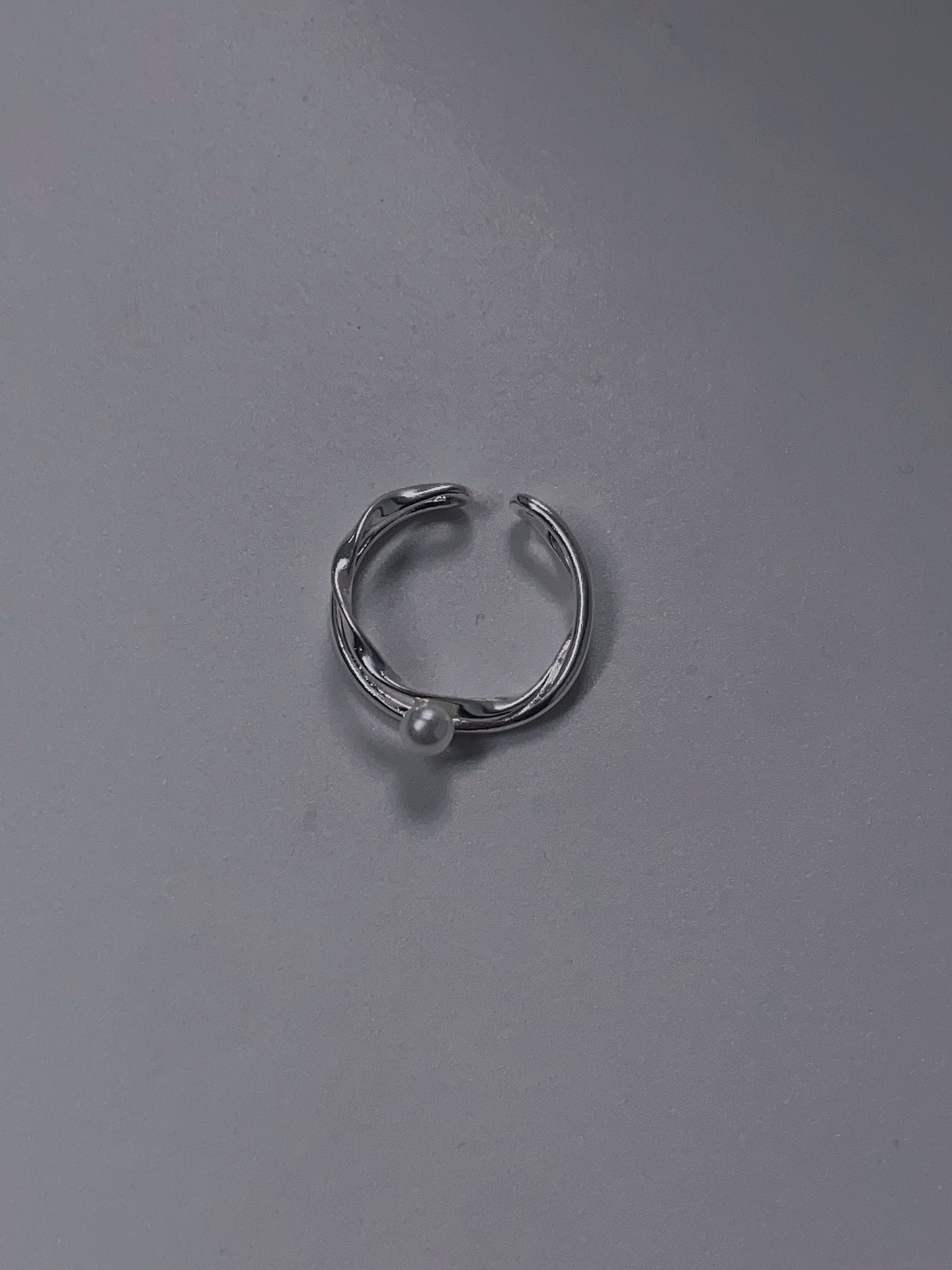 X pearl Ring