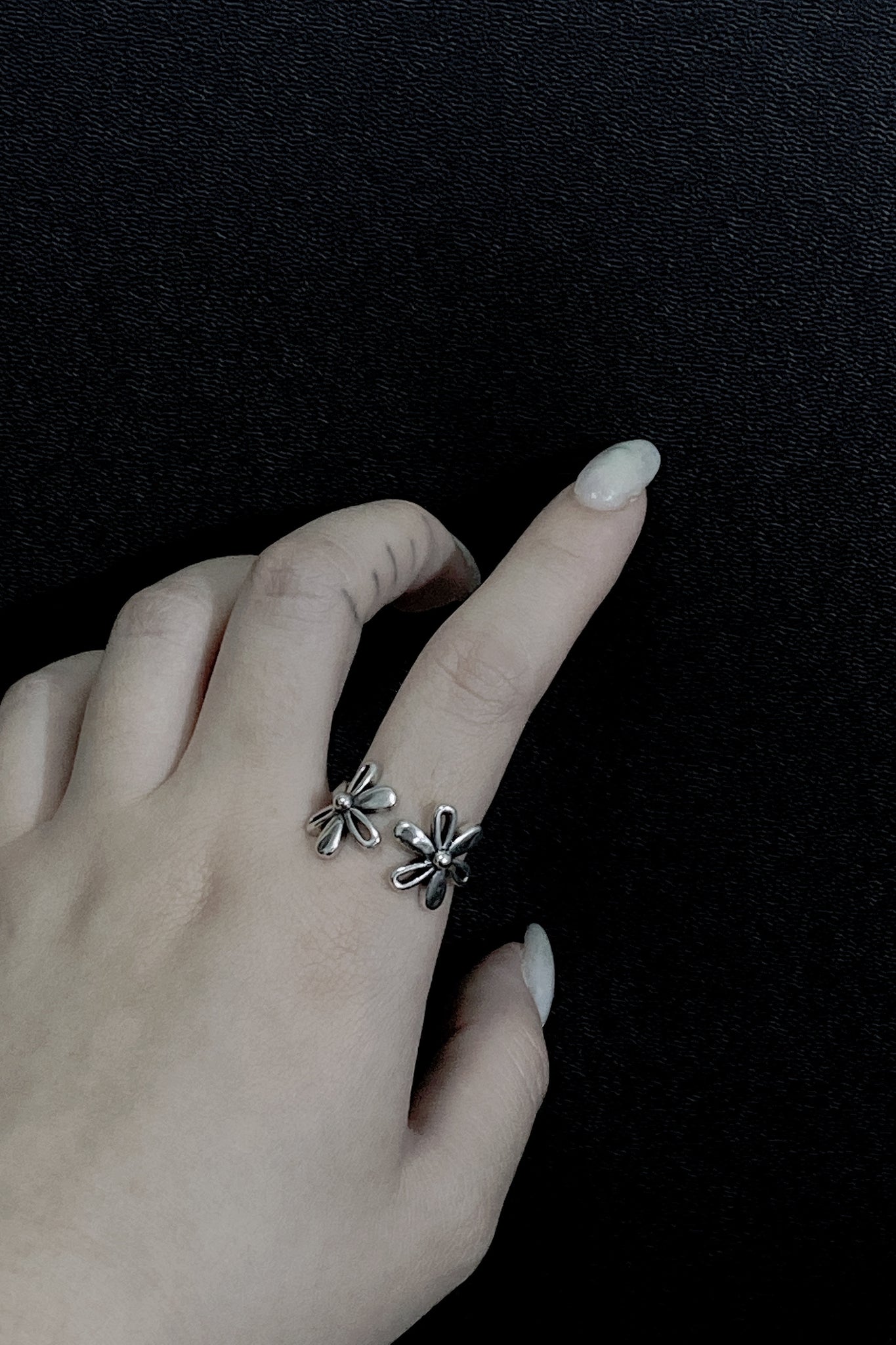 Double flower ring