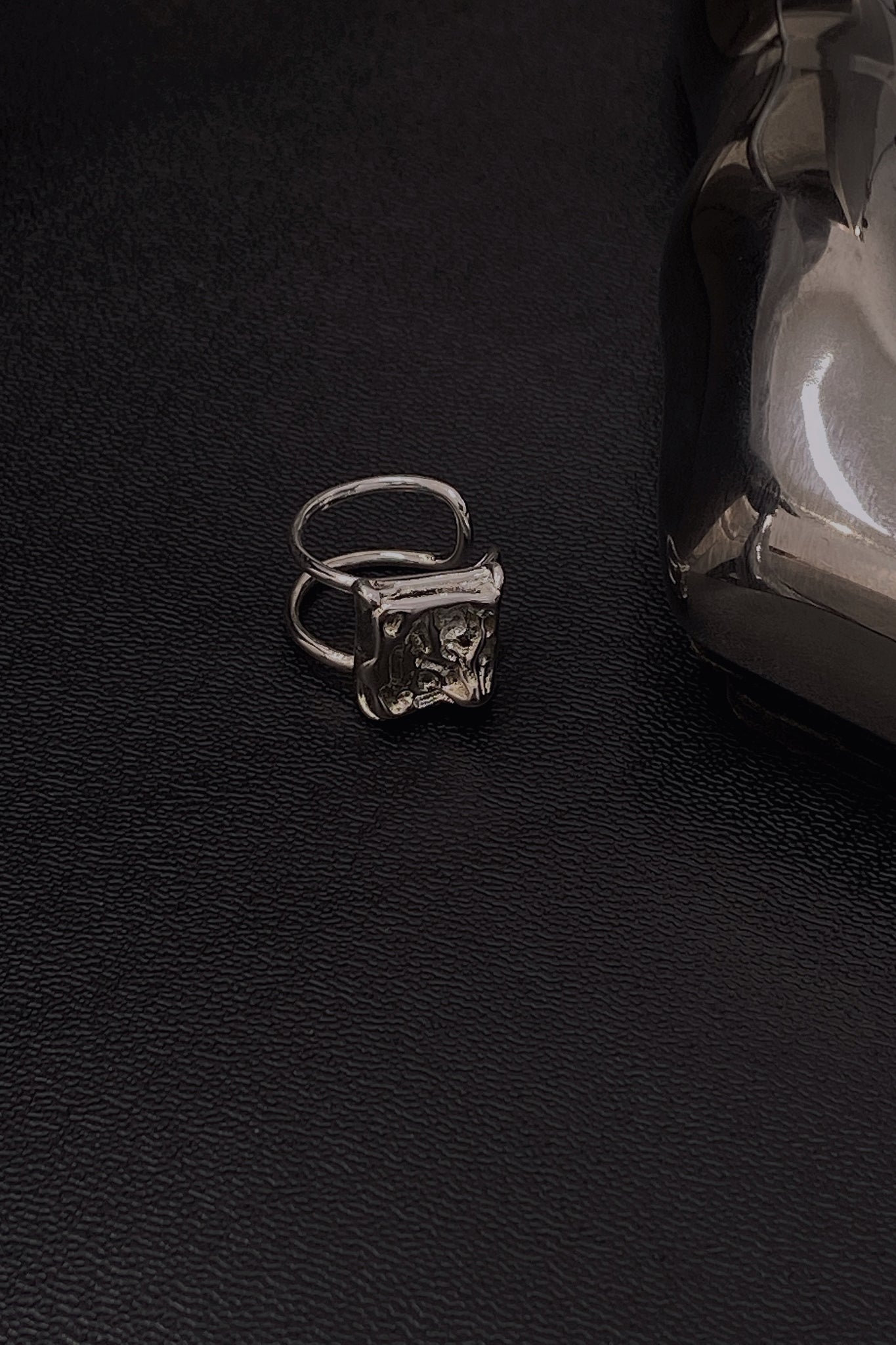 Square gem ring