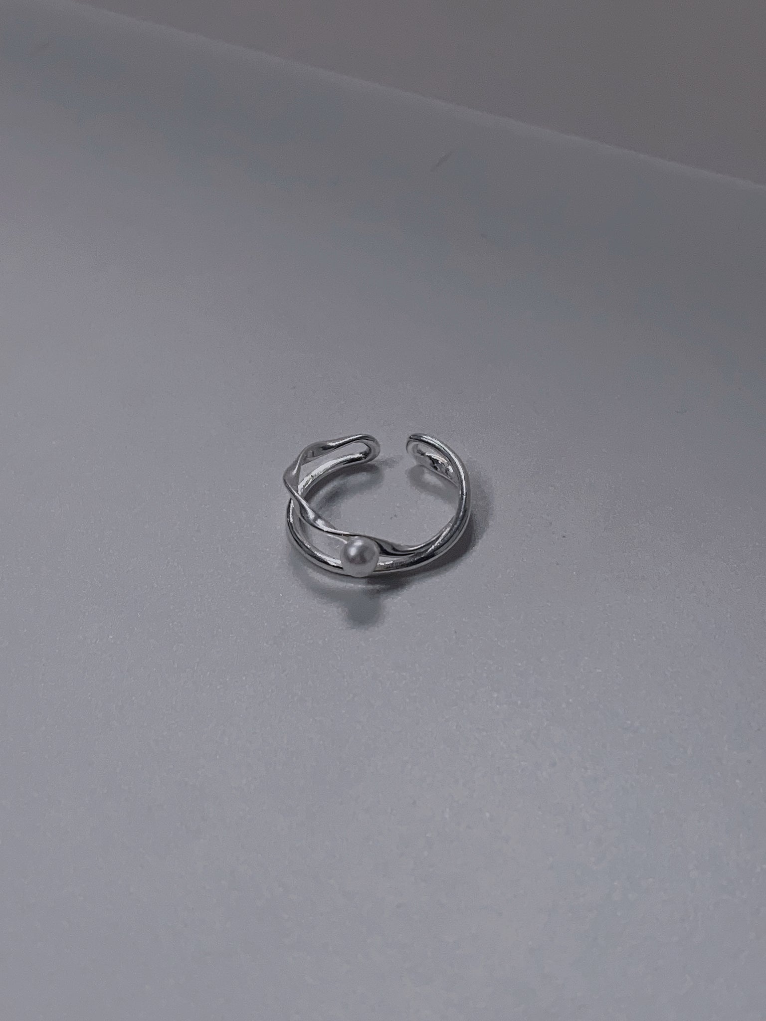 X pearl Ring