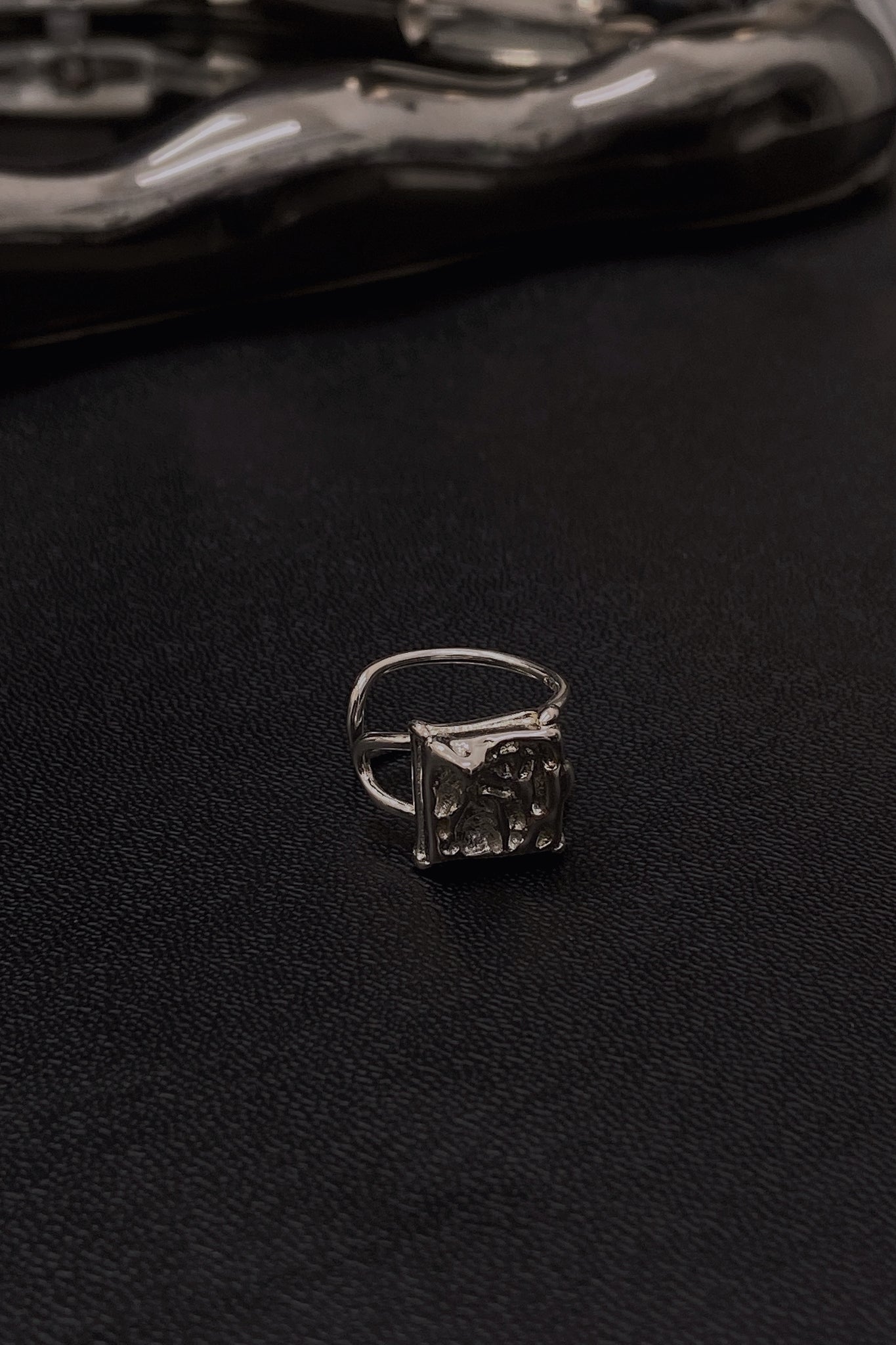 Square gem ring